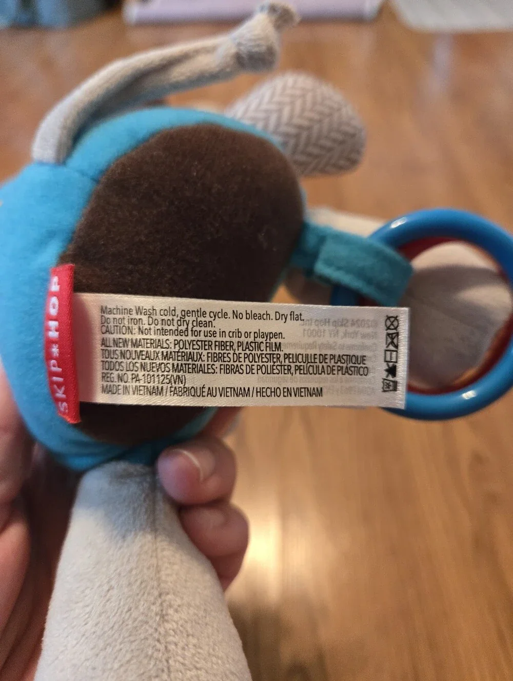 Skip Hop Elephant Bandana Buddies Baby Activity Toy Plush Clip Sensory Toy Kids
